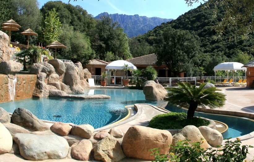 Pourquoi choisir la Corse du Sud pour investir dans un mobil-home ?